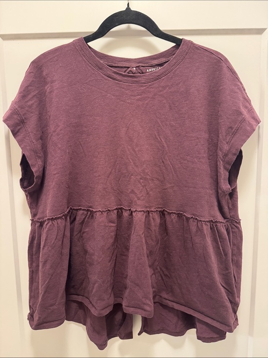 American Eagle Outfitters Tops - American Eagle Outfitters Summer Tee. L. Like New!🔥